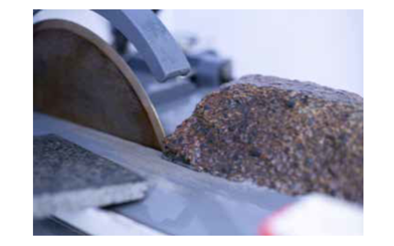GTS1 | Thin Section Cut-Off and Trim Saw
